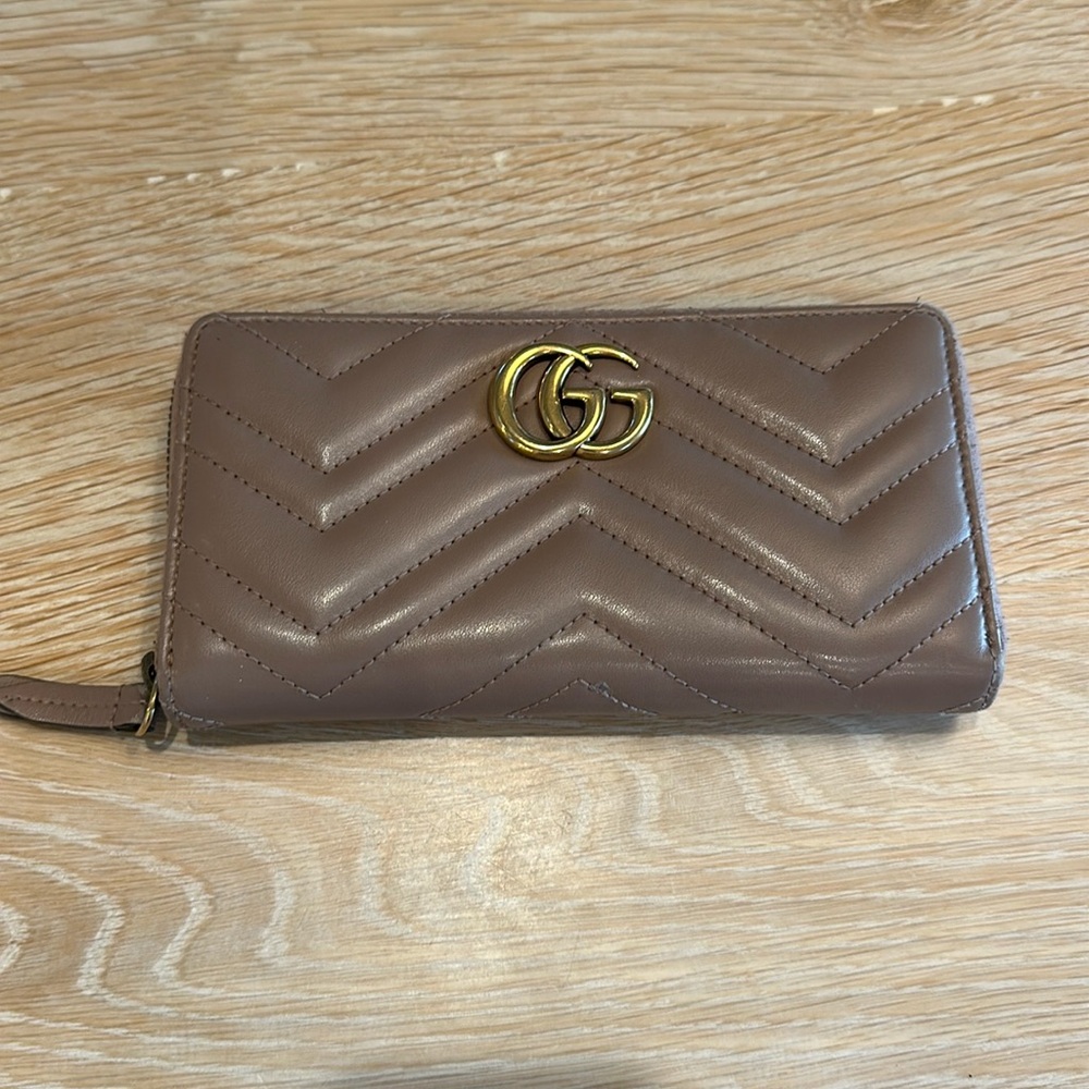 Gucci wallet